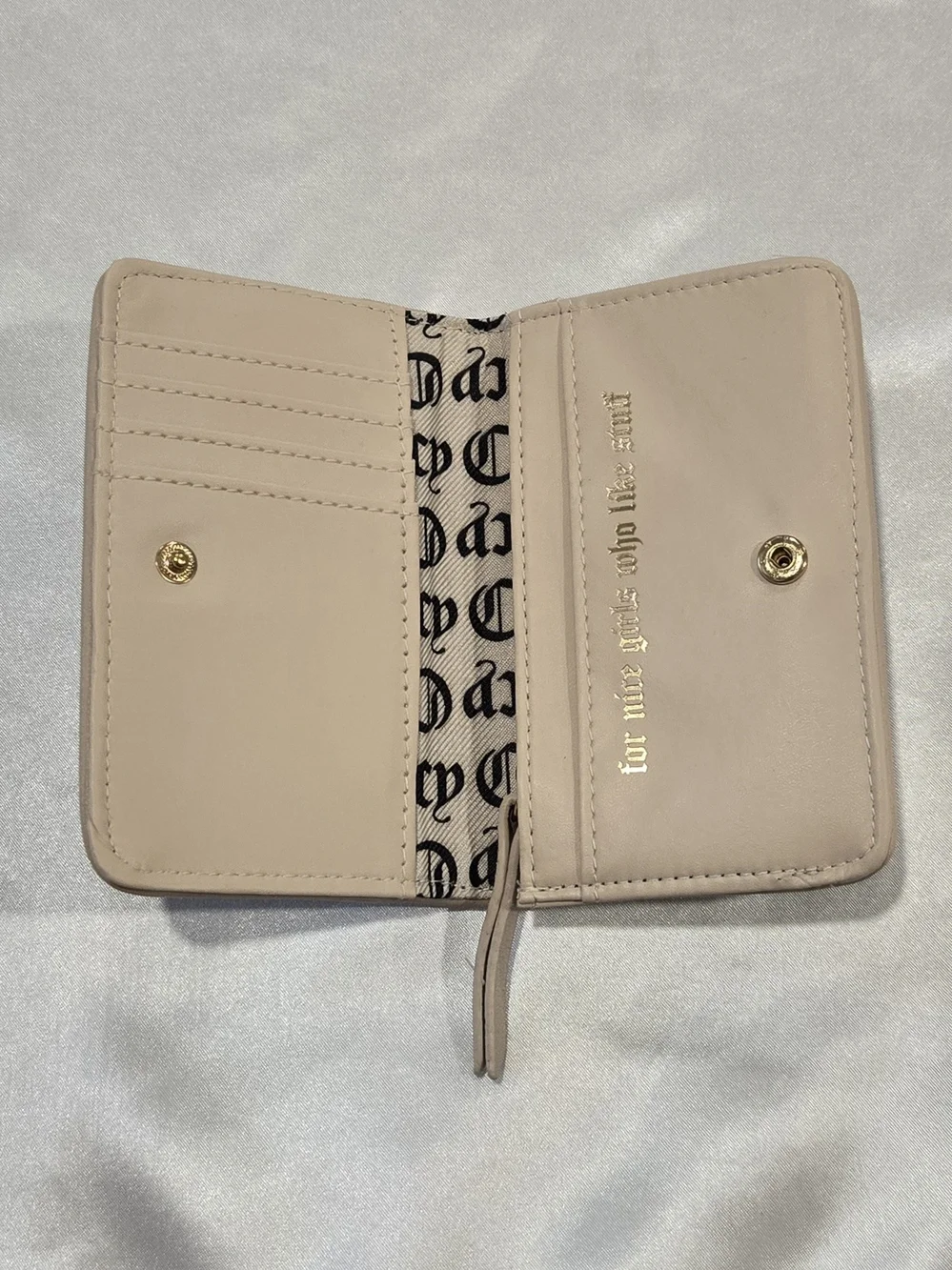 Juicy Couture Black and Beige Logo Card Holder Wallet EUC